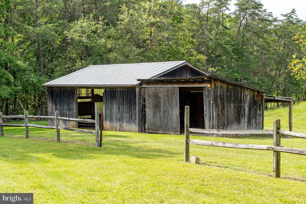 801 MOYERS LANE Mathias, WV 26812