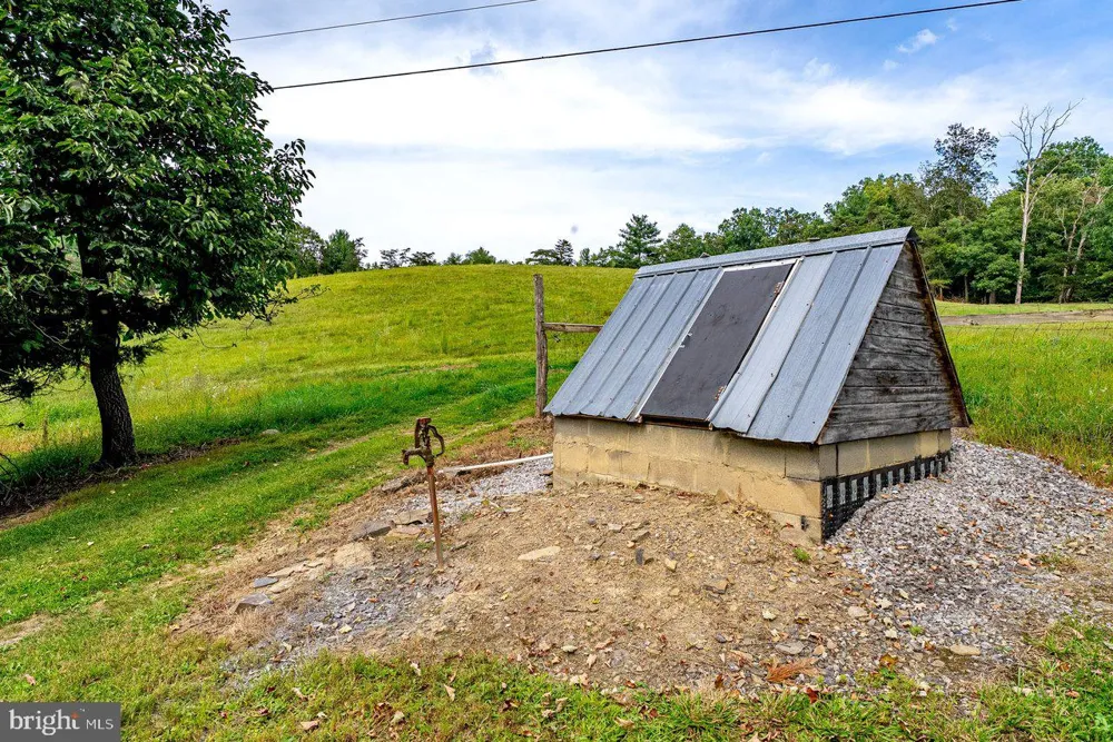 801 MOYERS LANE Mathias, WV 26812