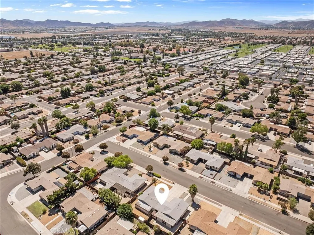 556 San Marino Hemet, CA 92545