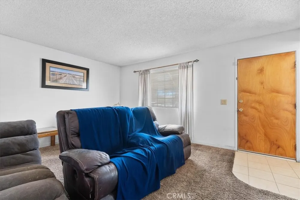 556 San Marino Hemet, CA 92545