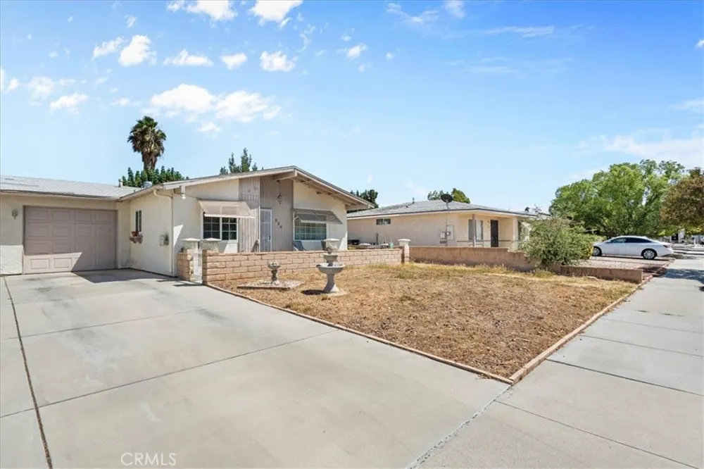 556 San Marino Hemet, CA 92545
