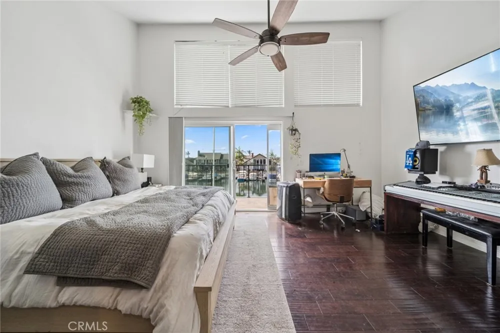 3546 Windspun Huntington Beach, CA 92649