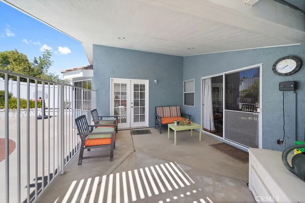 39521 Via Temprano Murrieta, CA 92563