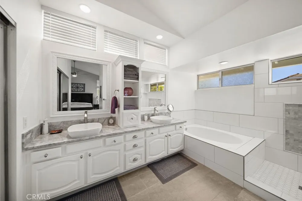 39521 Via Temprano Murrieta, CA 92563
