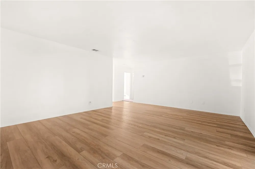 7557 Toyon Avenue Fontana, CA 92336