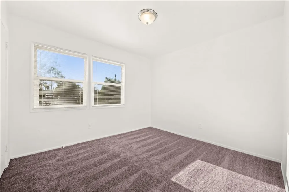 7557 Toyon Avenue Fontana, CA 92336