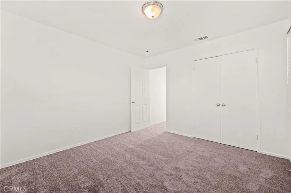 7557 Toyon Avenue Fontana, CA 92336