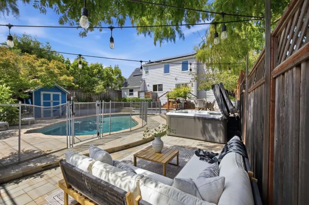 639 Pico Avenue San Mateo, CA 94403