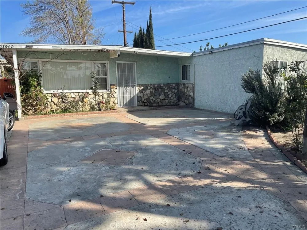 20508 Arline Lakewood, CA 90715