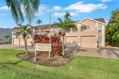 4206 SE 20th Place #102