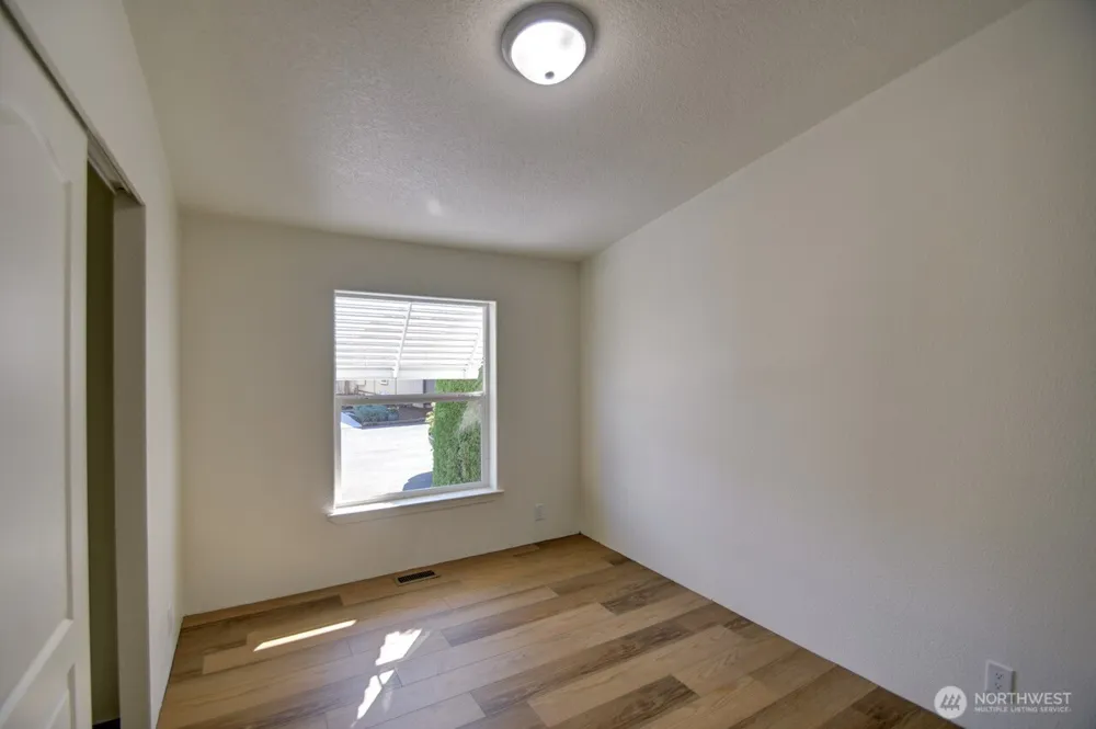 5323 W Eagle Lane SW Olympia, WA 98512