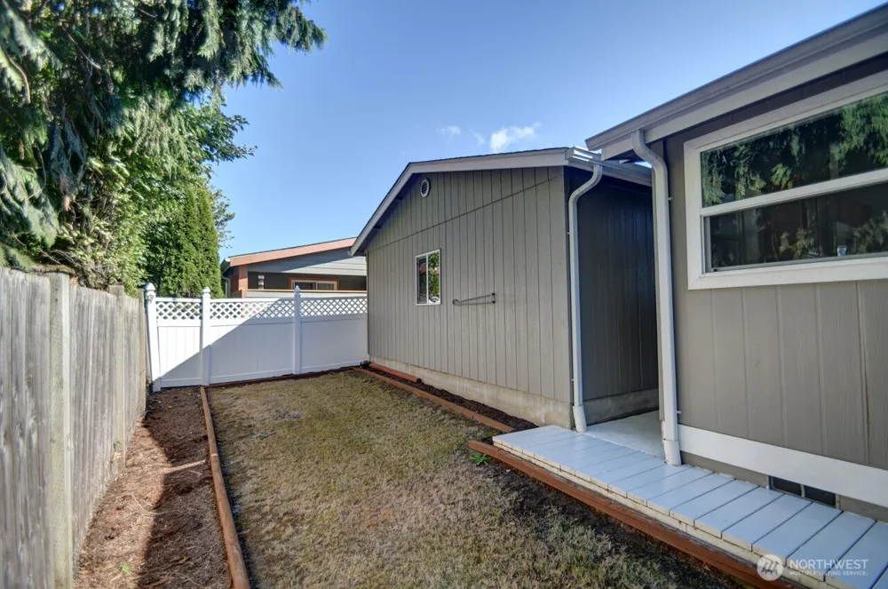 5323 W Eagle Lane SW Olympia, WA 98512