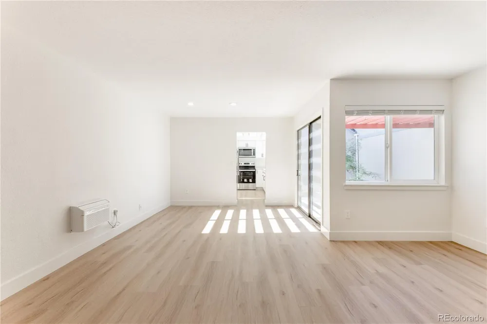 2522 S Worchester Court #E Aurora, CO 80014
