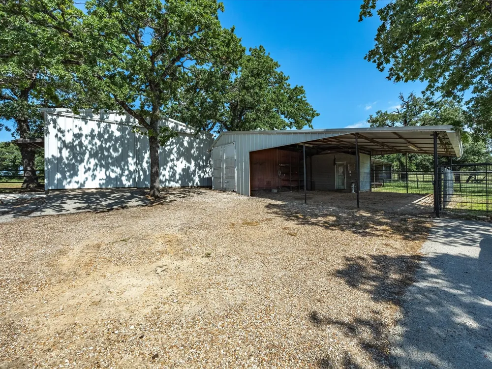 2971 E 114 Highway Boyd, TX 76023