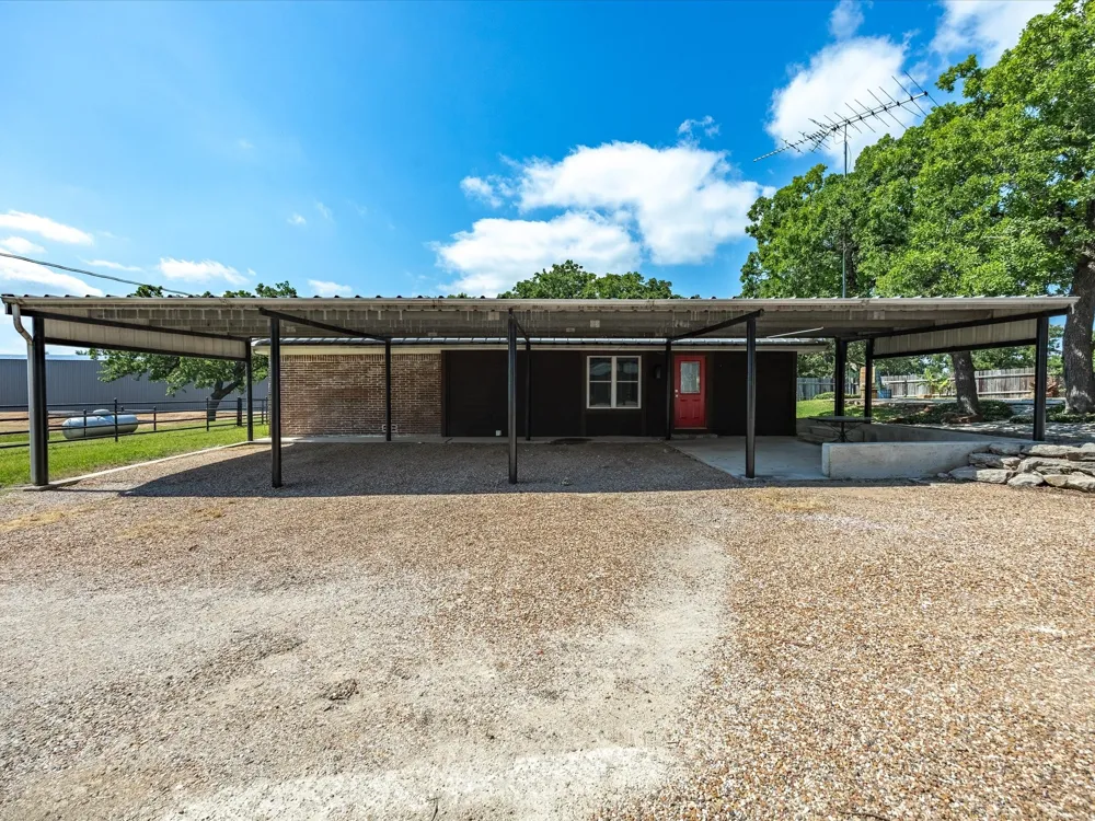 2971 E 114 Highway Boyd, TX 76023