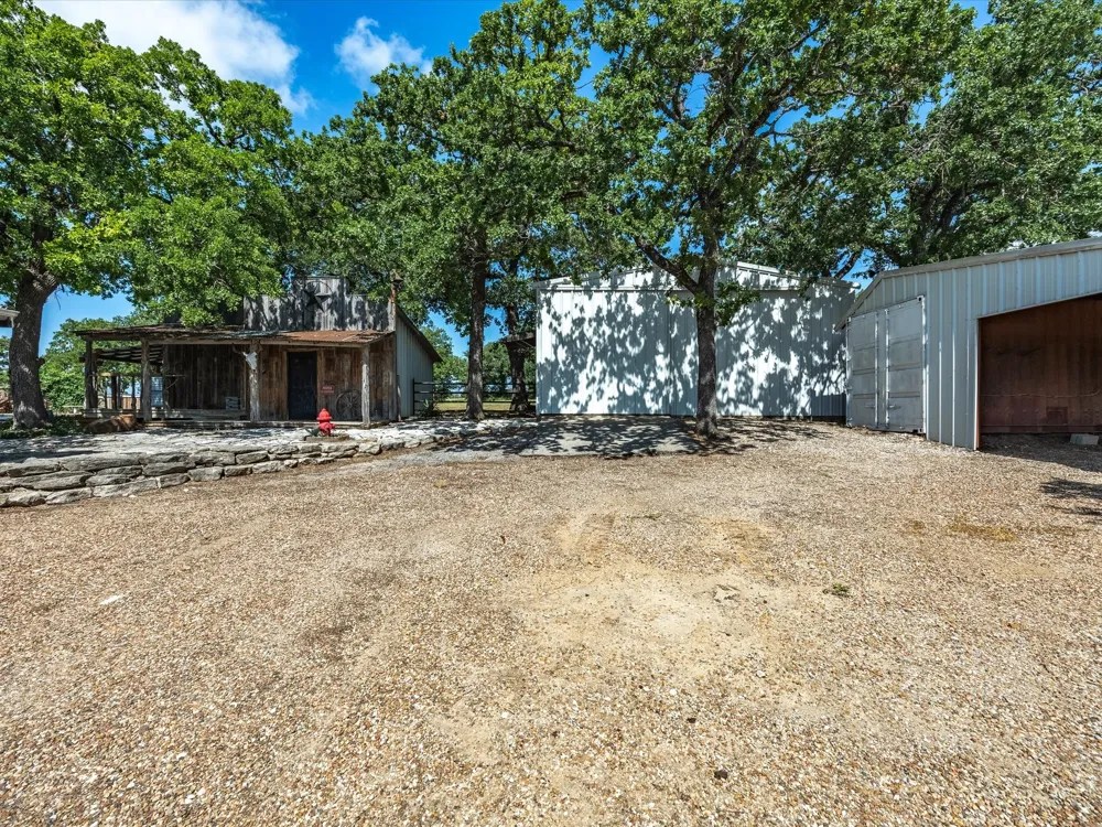 2971 E 114 Highway Boyd, TX 76023
