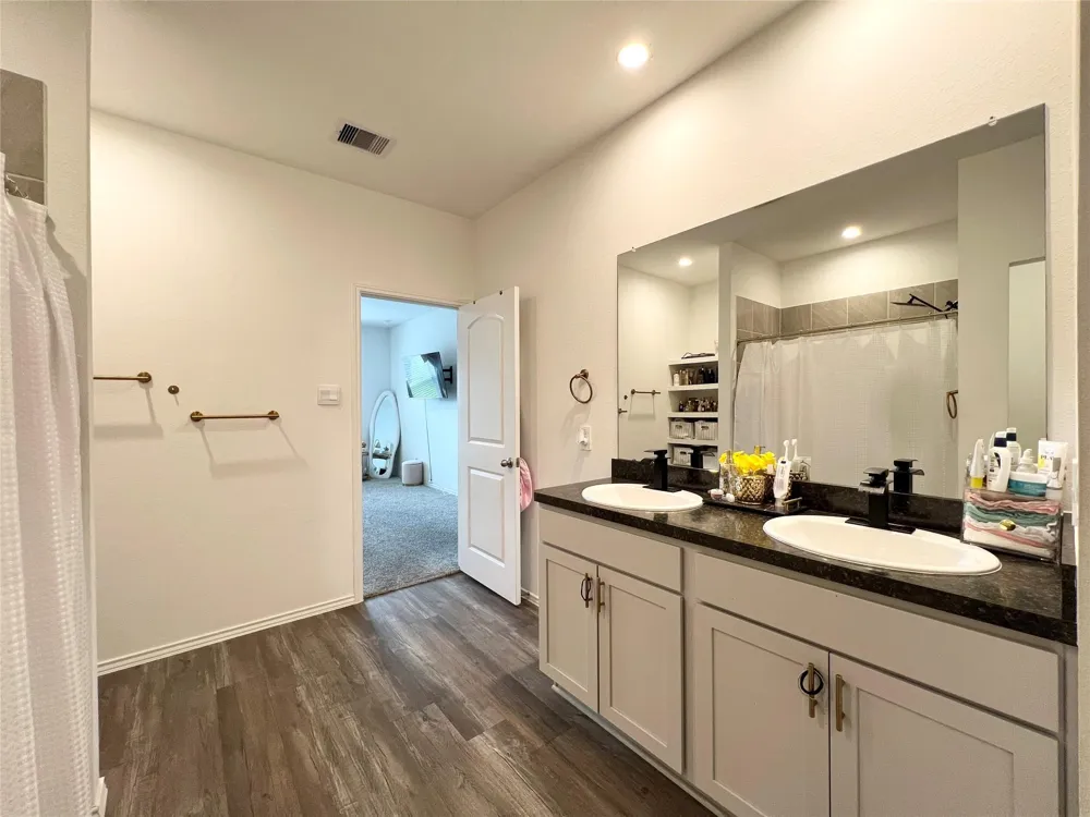 5226 Castlebury Meadows Drive Spring, TX 77373