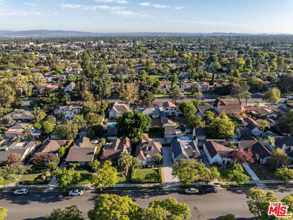 2344 Paloma Street Pasadena, CA 91104
