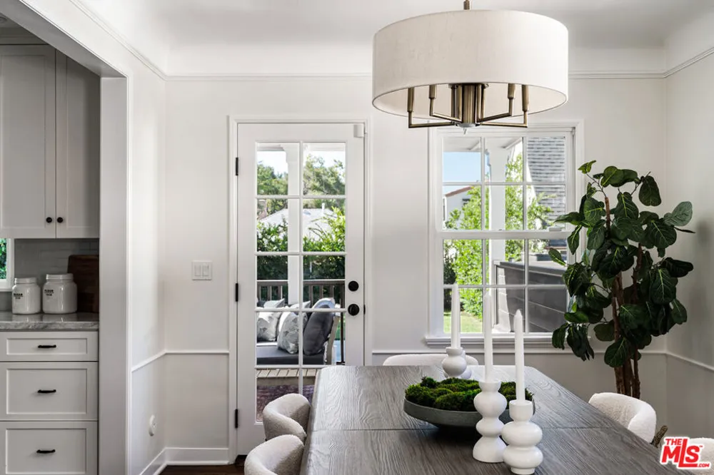 2344 Paloma Street Pasadena, CA 91104