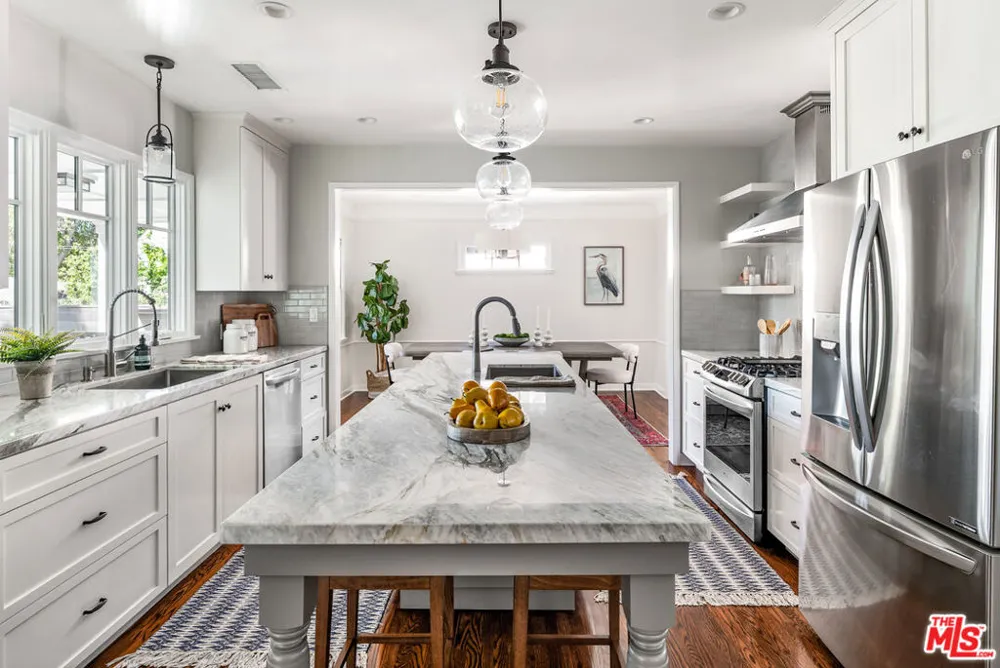 2344 Paloma Street Pasadena, CA 91104