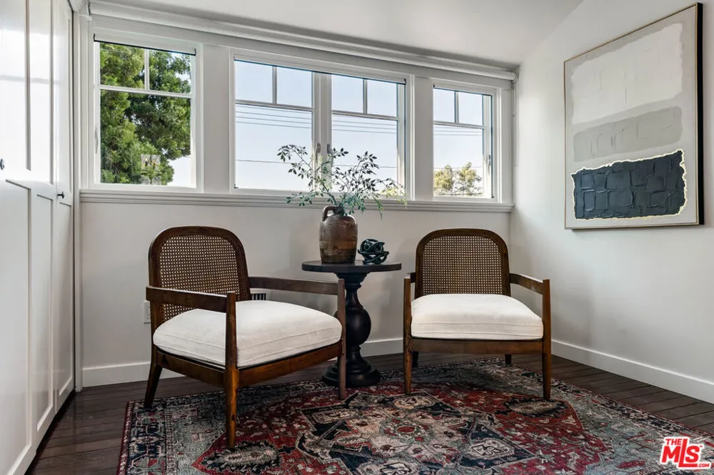 2344 Paloma Street Pasadena, CA 91104