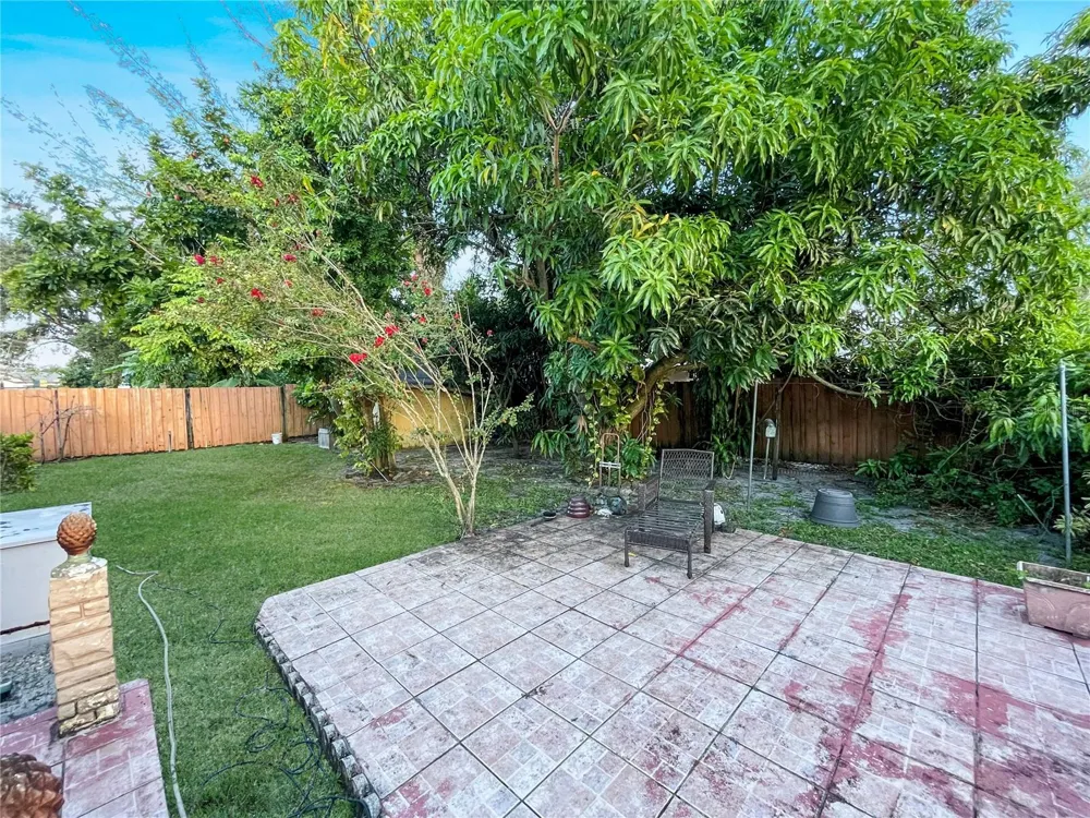 2310 NW 97TH STREET Miami, FL 33147