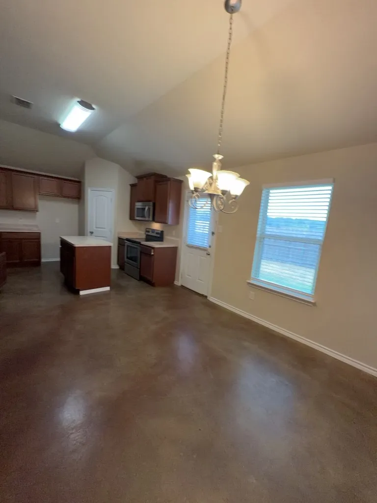 7306 Mistletoe Trail Granbury, TX 76048