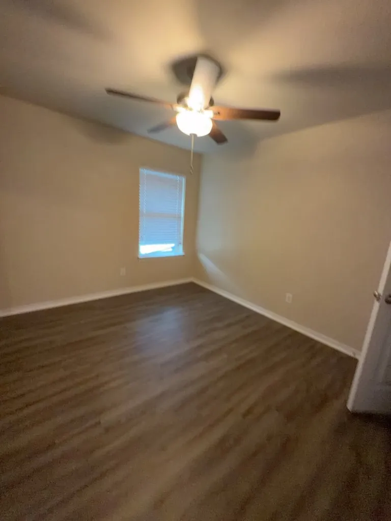 7306 Mistletoe Trail Granbury, TX 76048