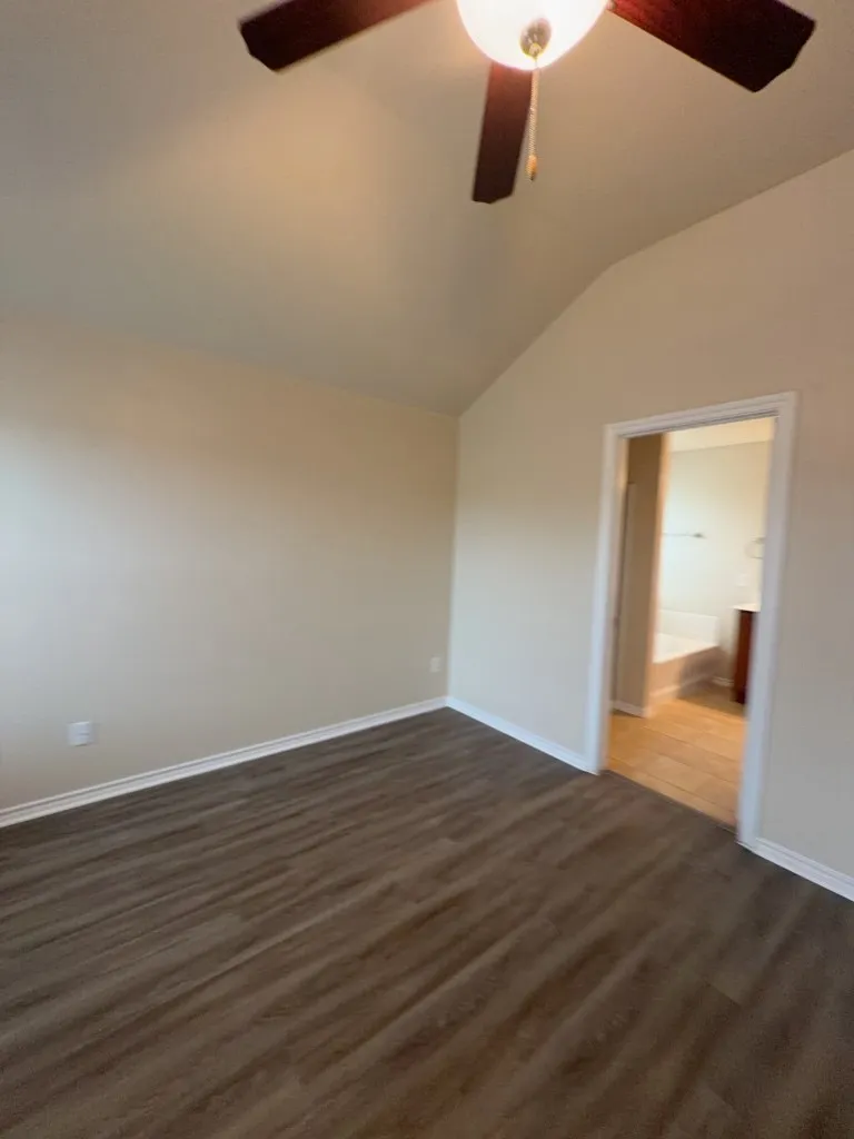 7306 Mistletoe Trail Granbury, TX 76048