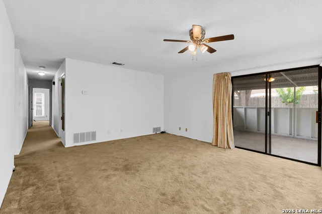 8254 ZODIAC DR Universal City, TX 78148