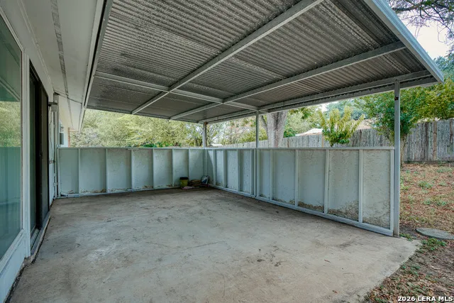 8254 ZODIAC DR Universal City, TX 78148