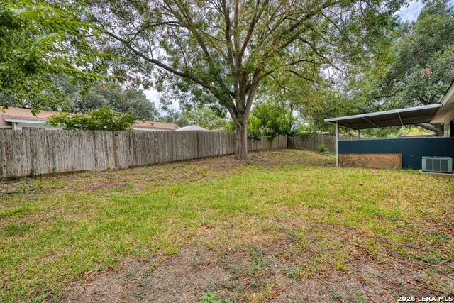8254 ZODIAC DR Universal City, TX 78148