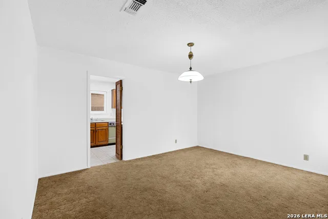 8254 ZODIAC DR Universal City, TX 78148