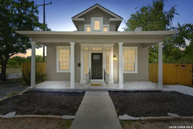 923 SAINT ANTHONY AVE San Antonio, TX 78210