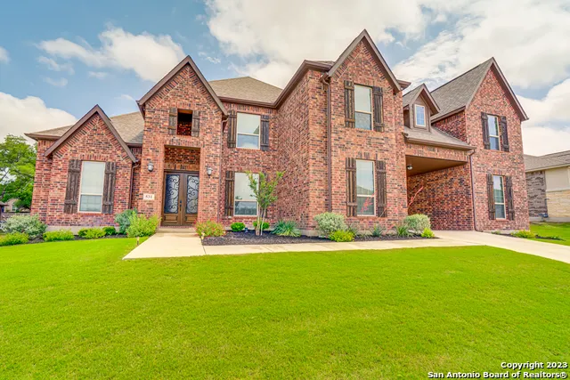 531 LILLY BLF Castroville, TX 78009