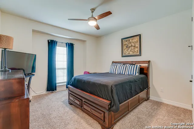 531 LILLY BLF Castroville, TX 78009