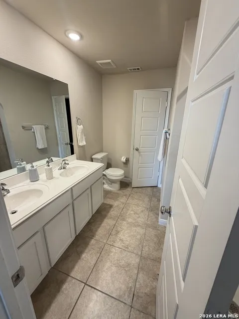 810 Retama San Antonio, TX 78219