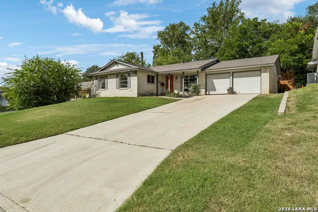 13017 Welcome Dr Live Oak, TX 78233