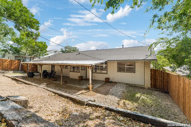 13017 Welcome Dr Live Oak, TX 78233