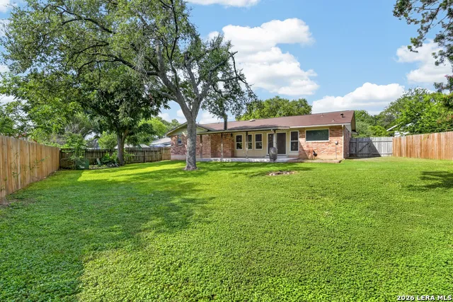 8423 Cactus Crk San Antonio, TX 78251