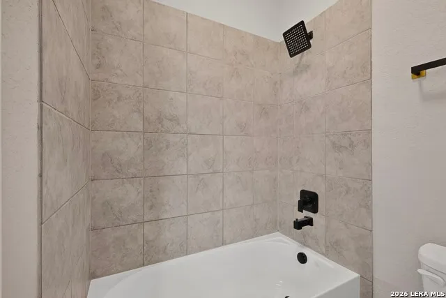 10423 Green Prairie San Antonio, TX 78223