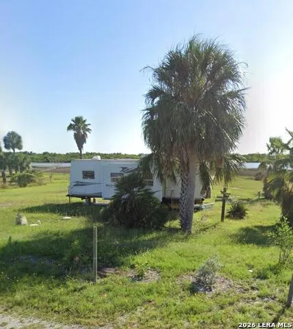 1668 Ocean Dr Port Lavaca, TX 77979