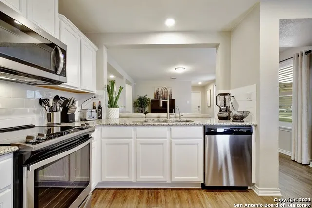 7231 Dulce Meadow San Antonio, TX 78252