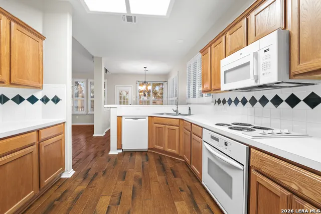 2634 Lakehills San Antonio, TX 78251