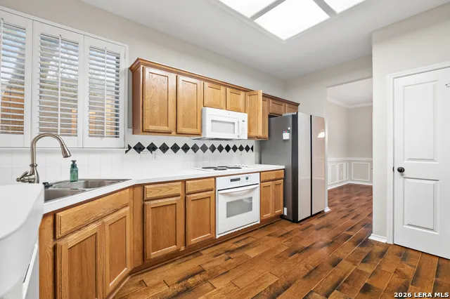 2634 Lakehills San Antonio, TX 78251