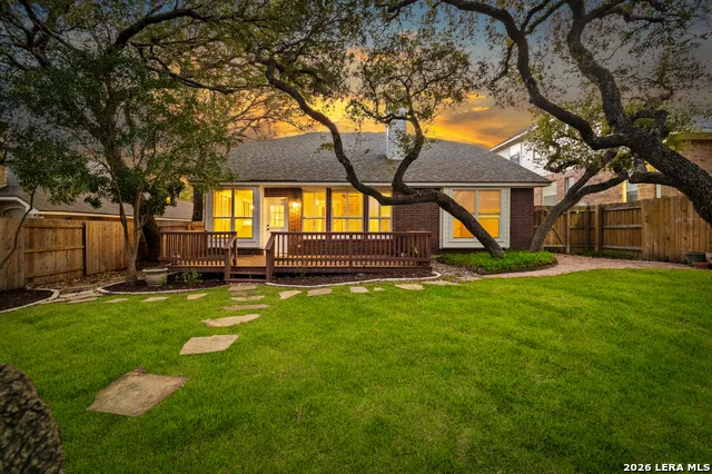 2634 Lakehills San Antonio, TX 78251