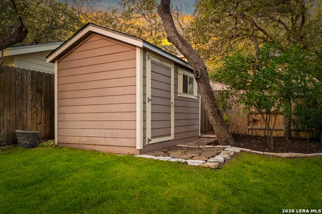 2634 Lakehills San Antonio, TX 78251