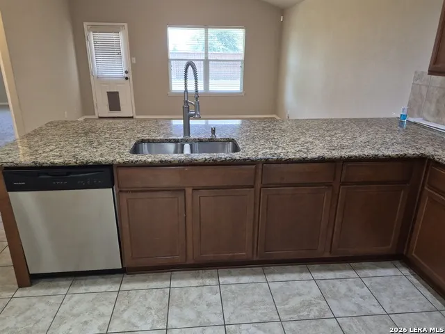 10213 Metz Valley Schertz, TX 78154