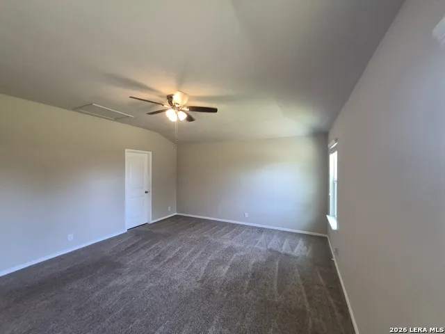 10213 Metz Valley Schertz, TX 78154