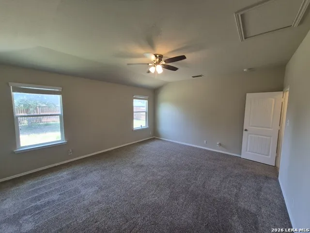 10213 Metz Valley Schertz, TX 78154